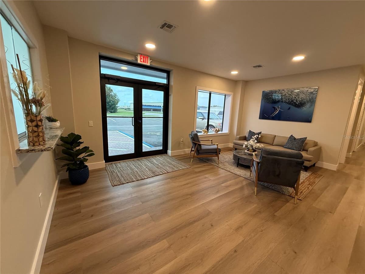 3699 AIRFIELD DRIVE — photo 4 of 7