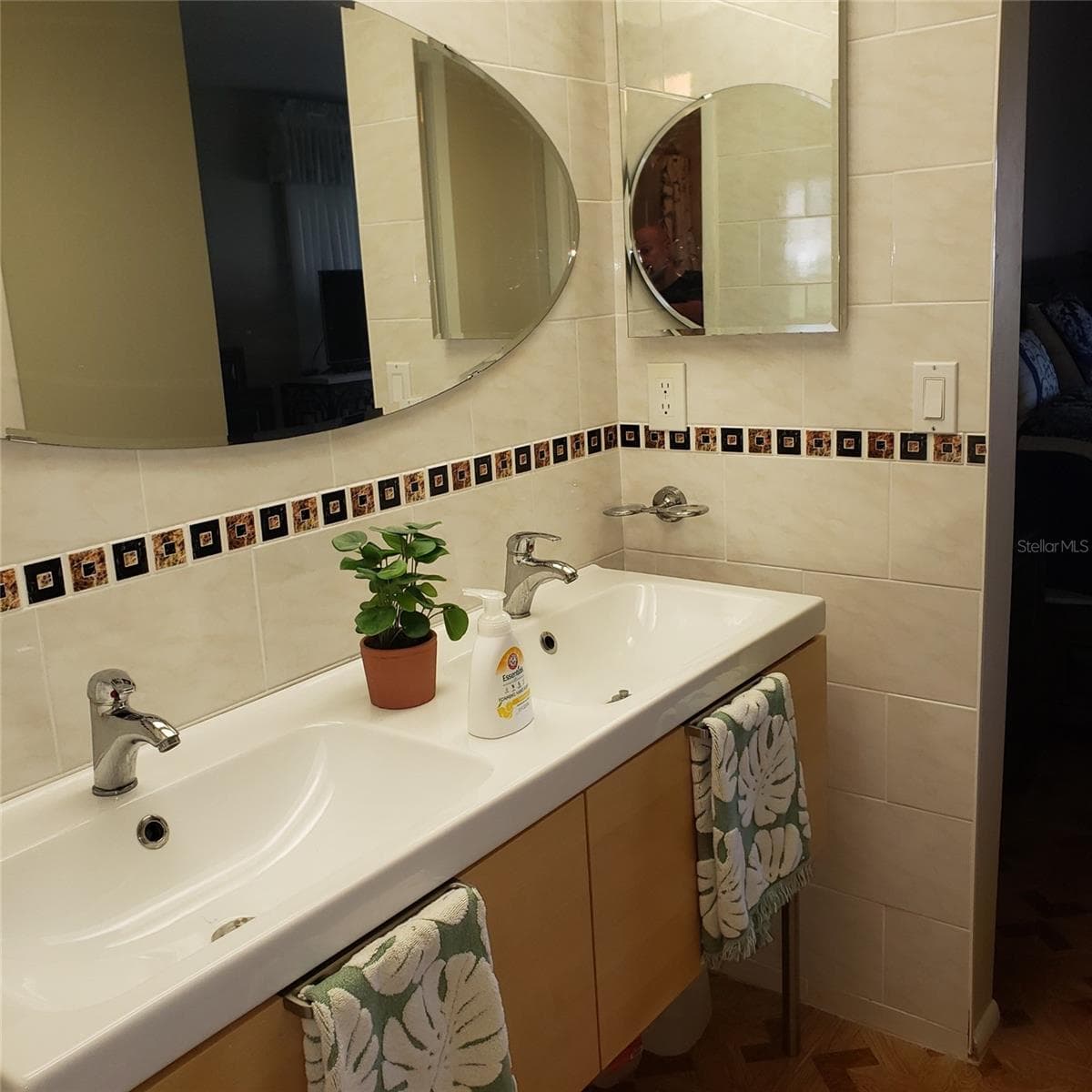 113 NINA WAY — photo 14 of 20