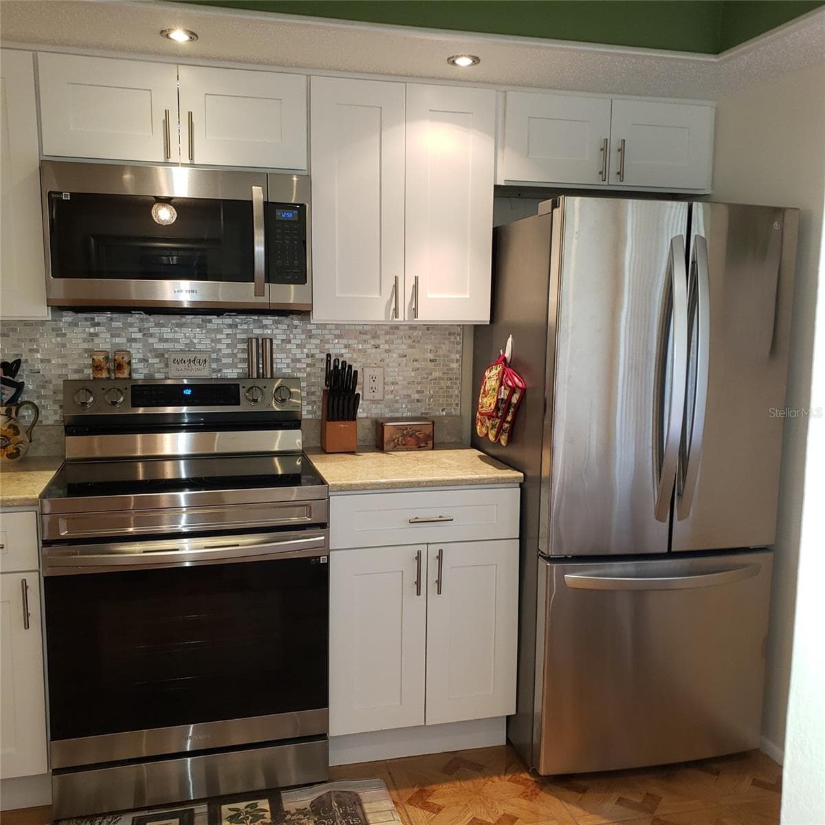 113 NINA WAY — photo 18 of 20