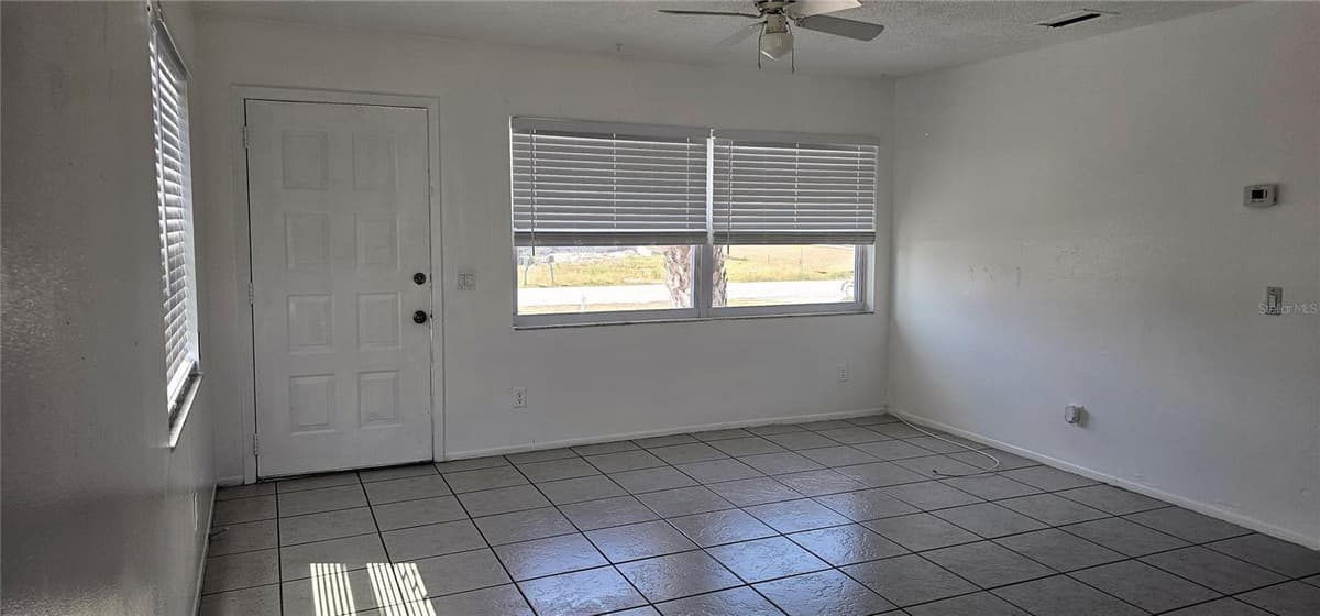12048 HENLEY AVENUE — photo 2 of 10