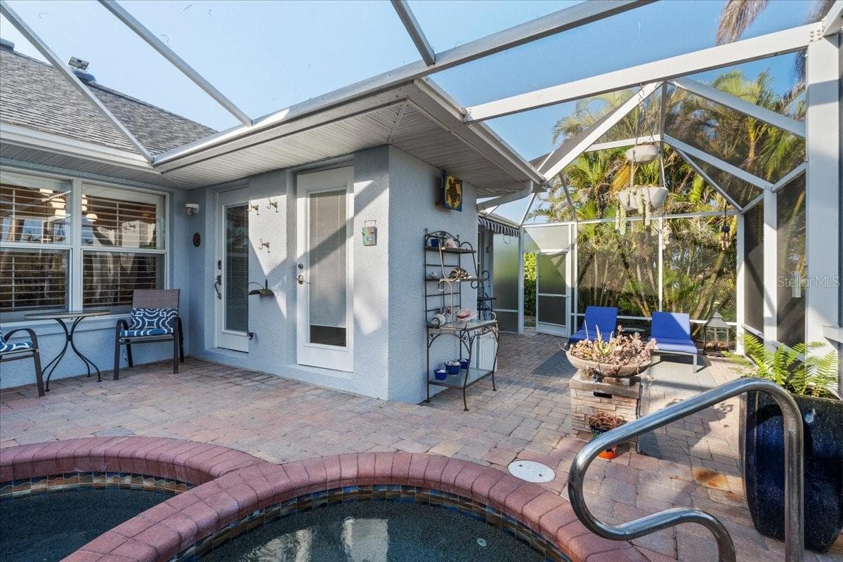 1091 ROTONDA CIRCLE — photo 43 of 54