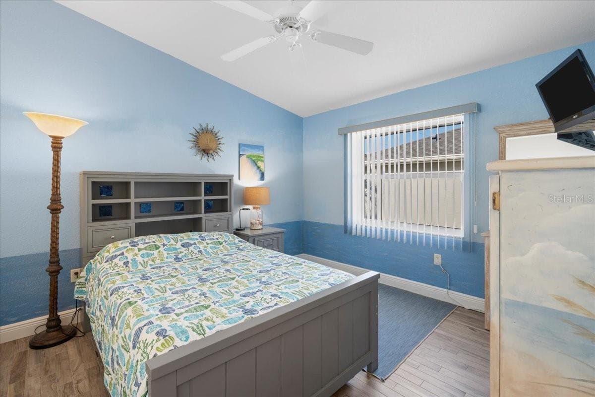 1091 ROTONDA CIRCLE — photo 24 of 54