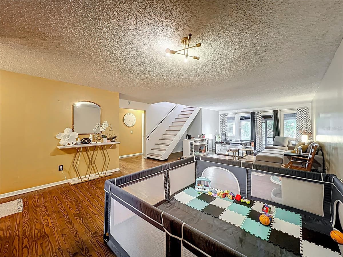 1115 CHEBON CT — photo 4 of 24