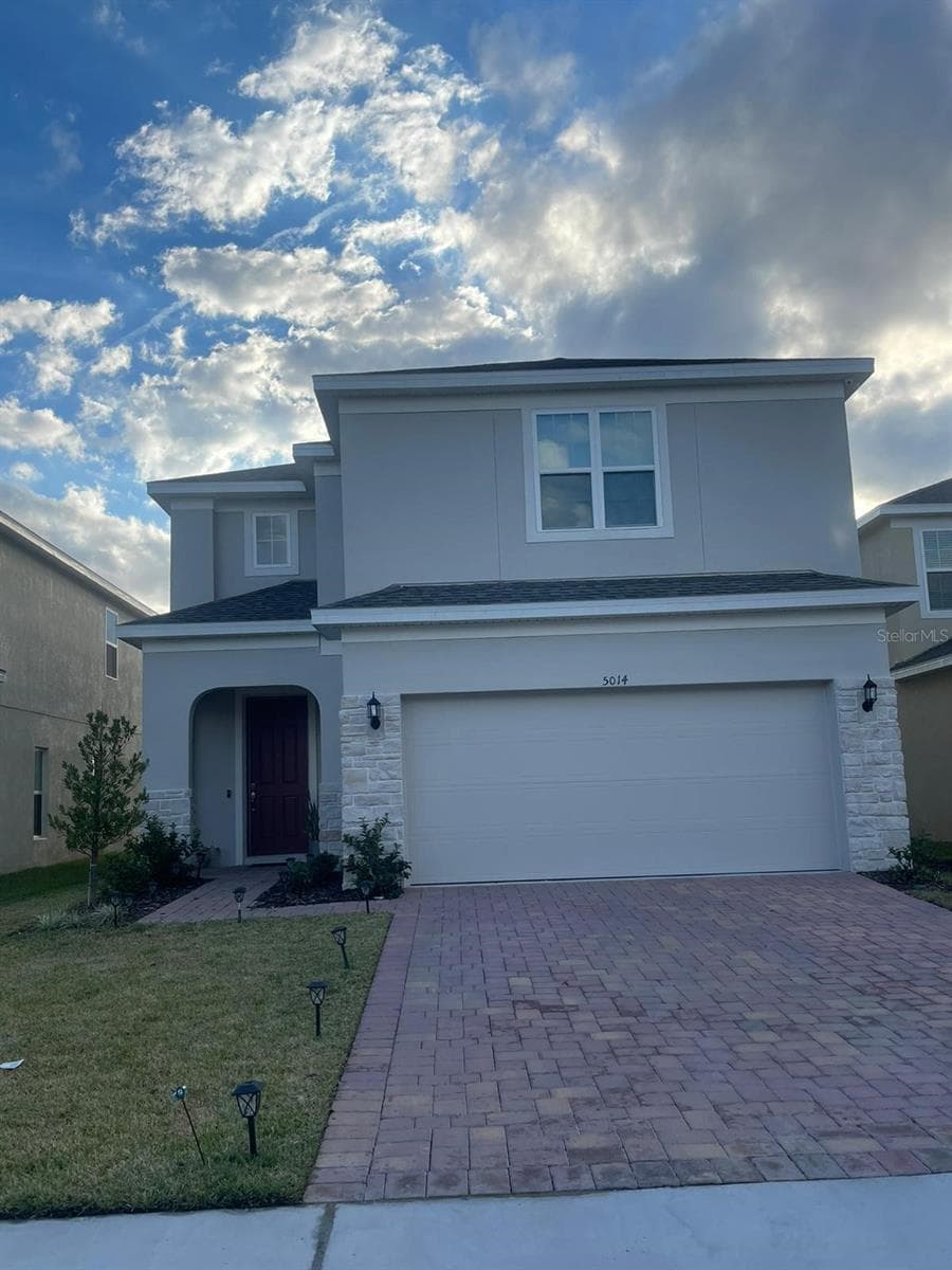 5014 ROYAL POINT AVENUE — photo 1 of 13
