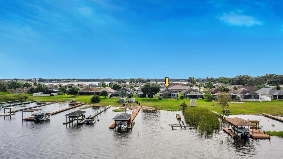 4099 ISLAND LAKES DRIVE — photo 9 of 37