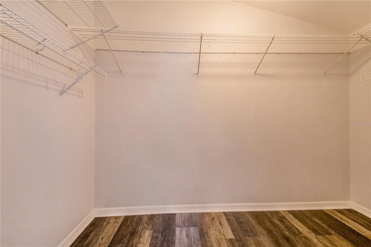 4099 ISLAND LAKES DRIVE — photo 17 of 37