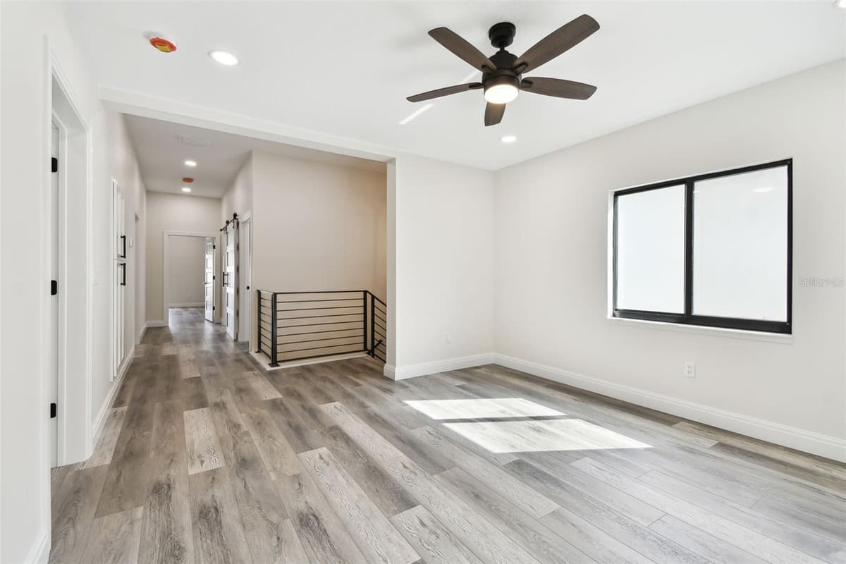 1045 JESSE AVENUE — photo 33 of 63