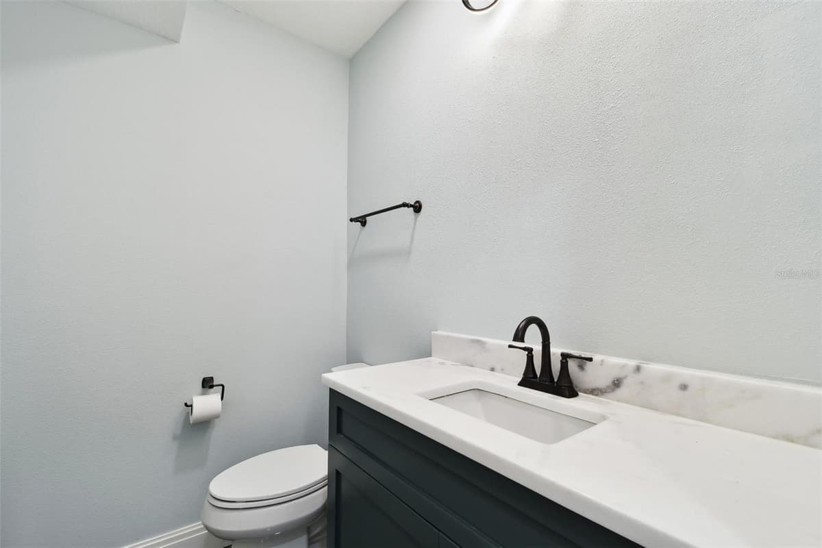 1045 JESSE AVENUE — photo 30 of 63