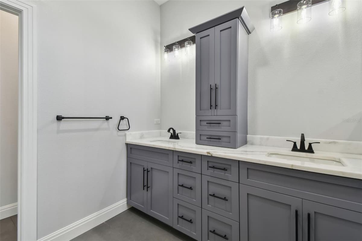 1045 JESSE AVENUE — photo 54 of 63