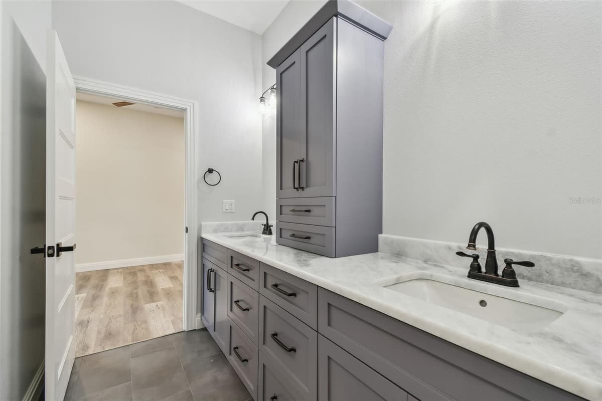 1045 JESSE AVENUE — photo 36 of 63