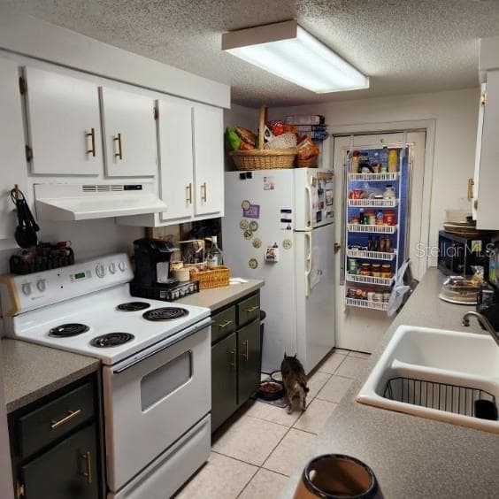 4070 GROBE STREET — photo 2 of 9