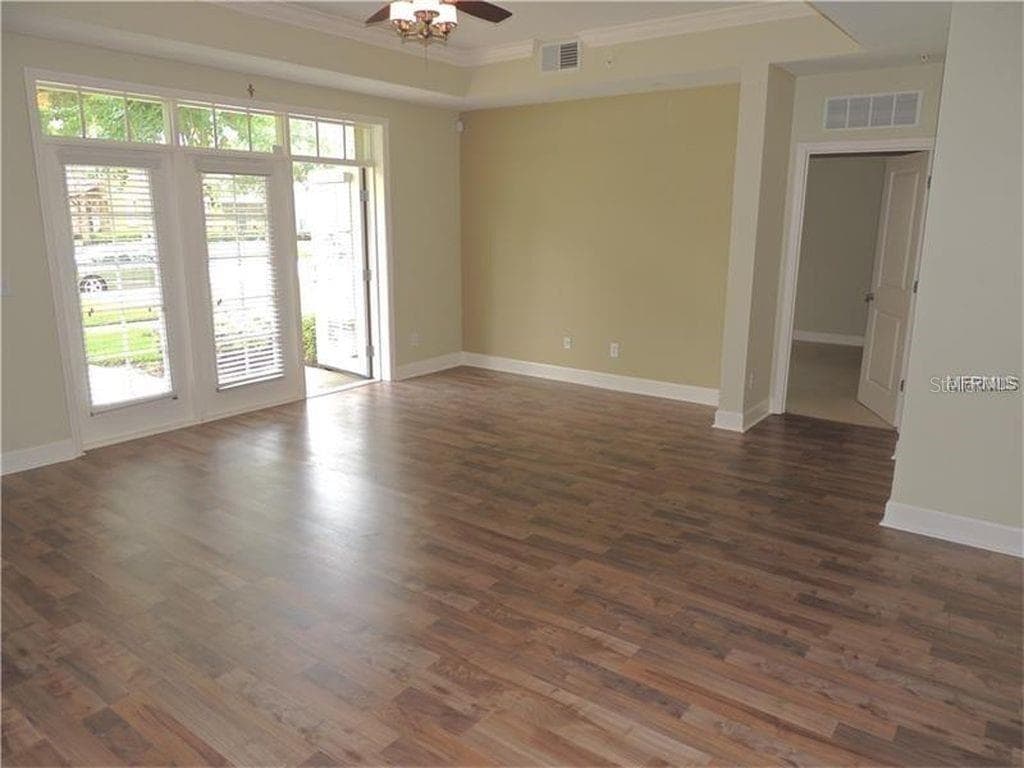 1400 CELEBRATION AVE — photo 4 of 19