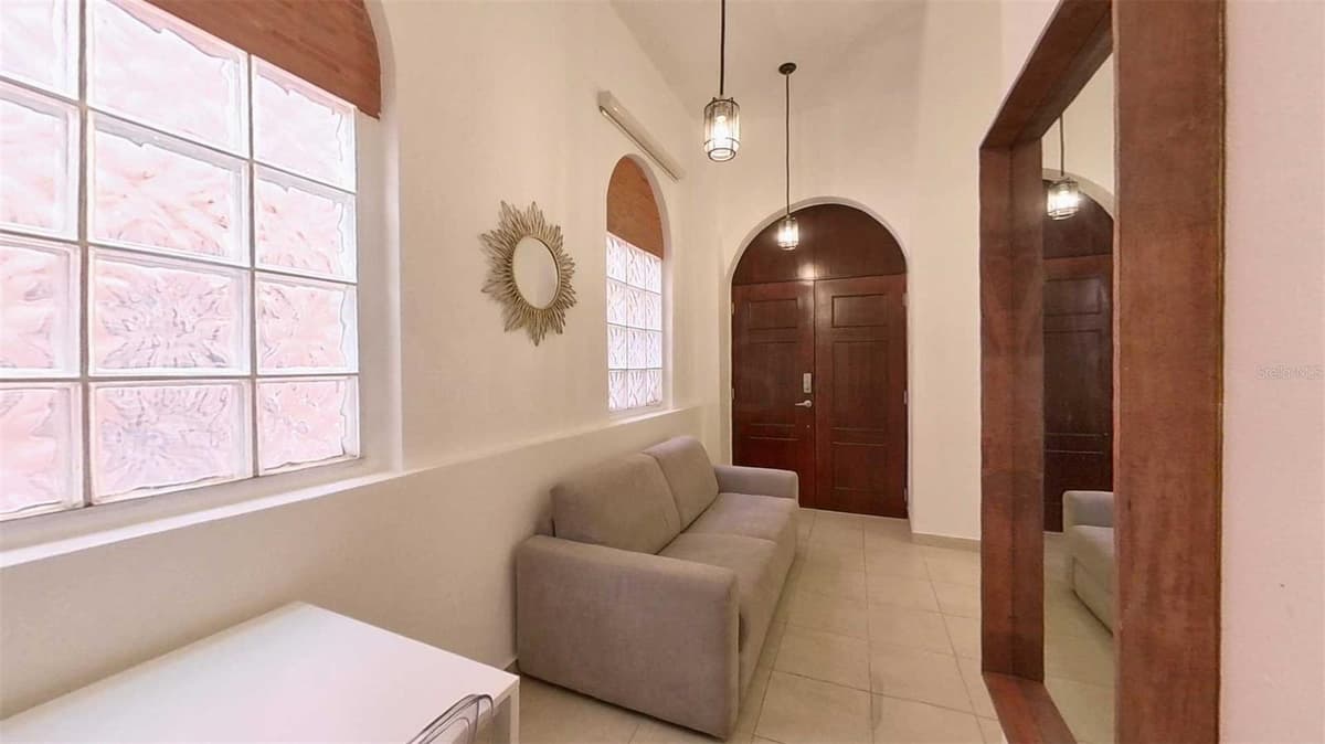 209 SAN FRANCISCO STREET — photo 11 of 21