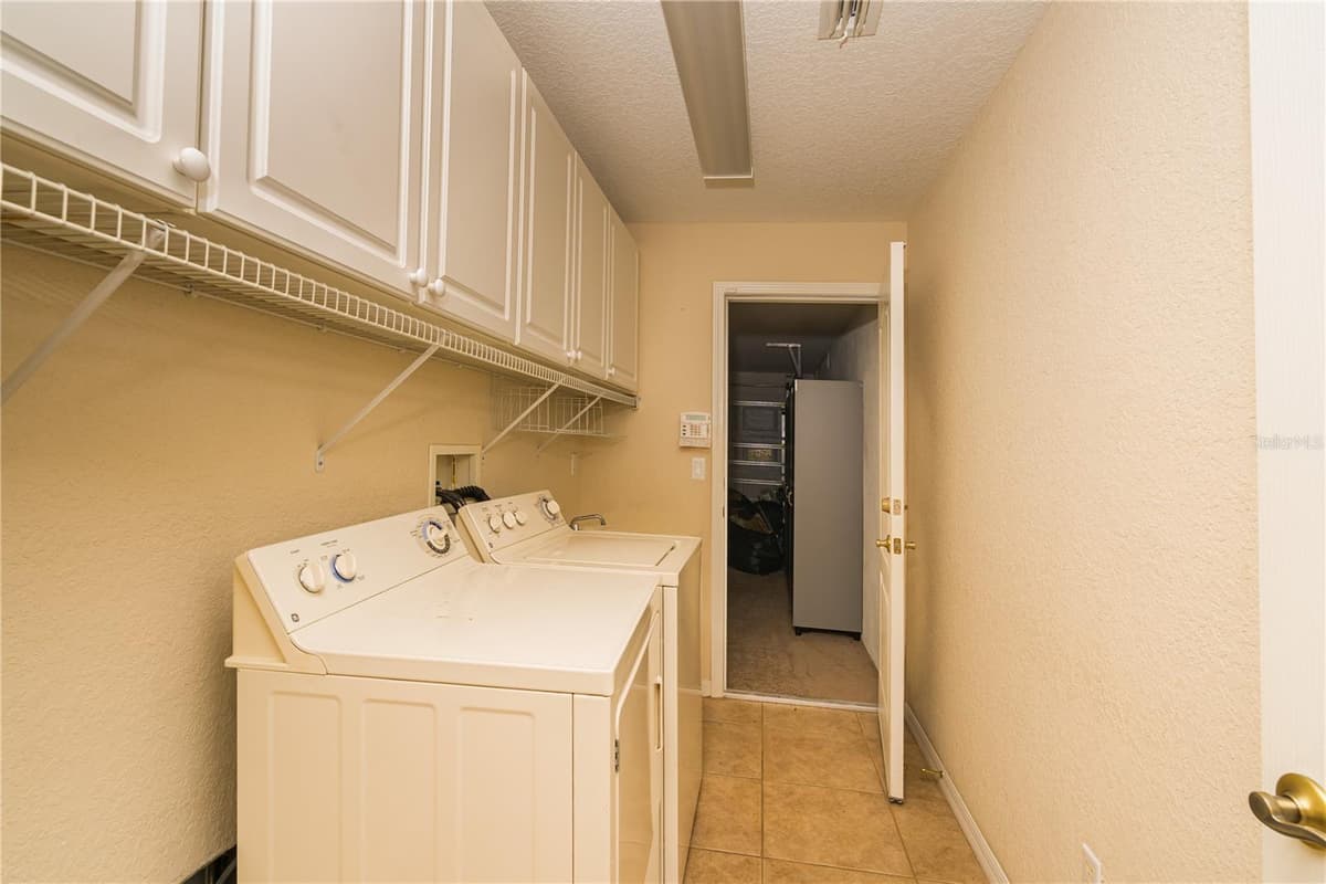 1038 EMERALD DUNES DRIVE — photo 37 of 48