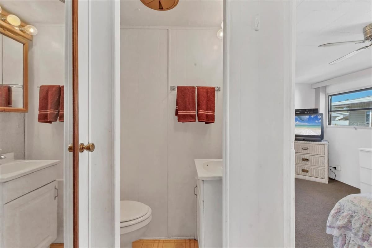 1212 41ST AVENUE DRIVE — photo 13 of 43