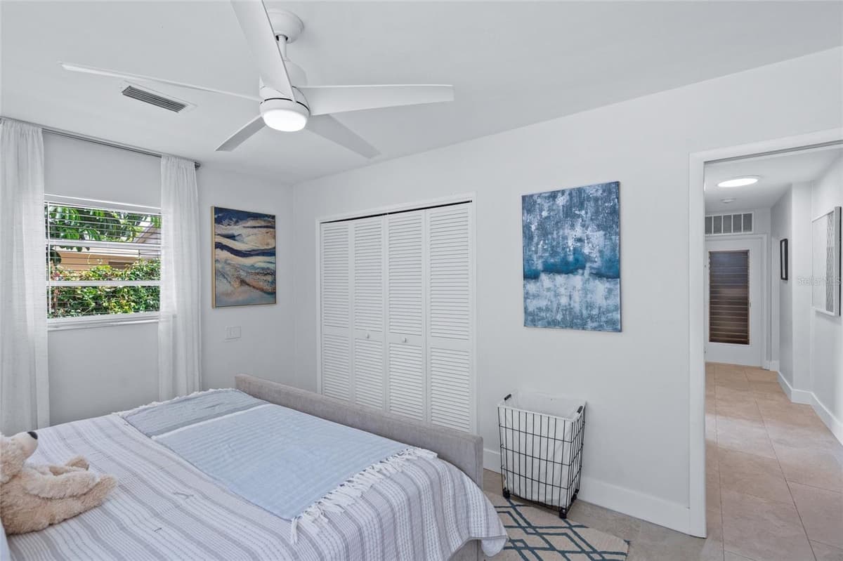 4801 SARASOTA AVENUE — photo 22 of 34