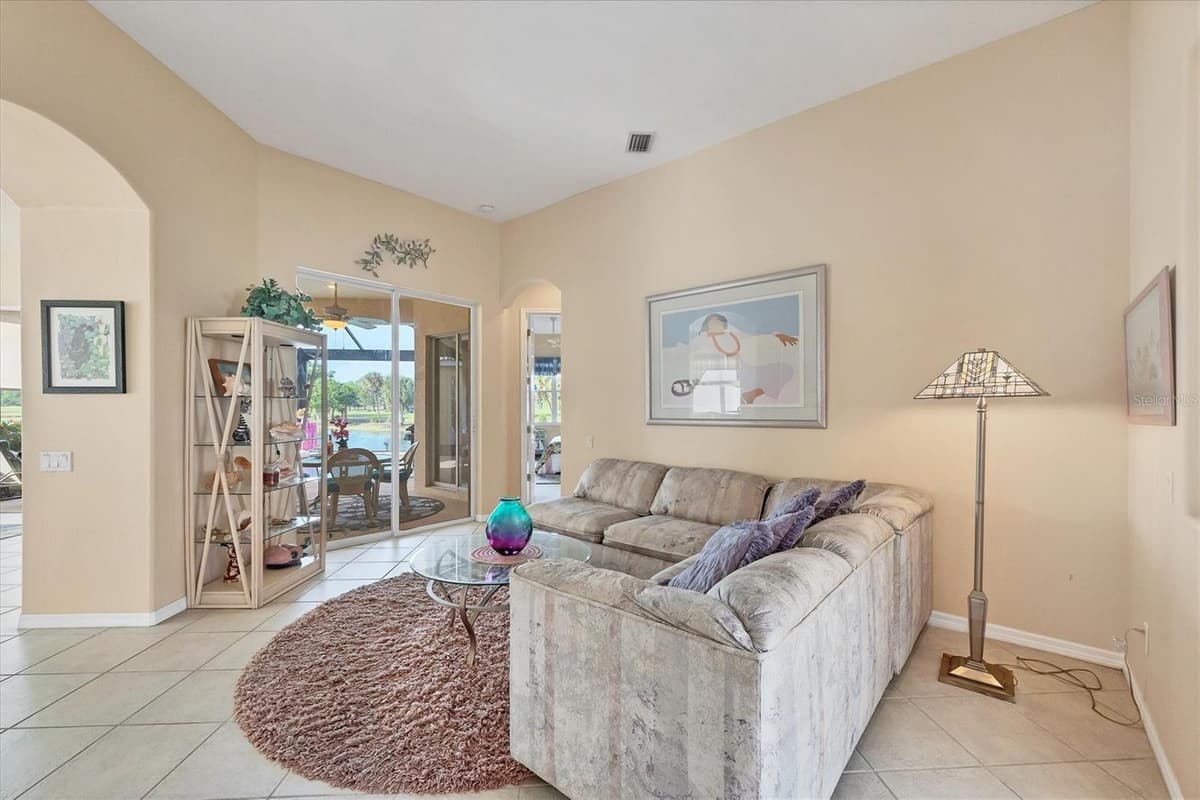 5223 PINE SHADOW LANE — photo 8 of 60