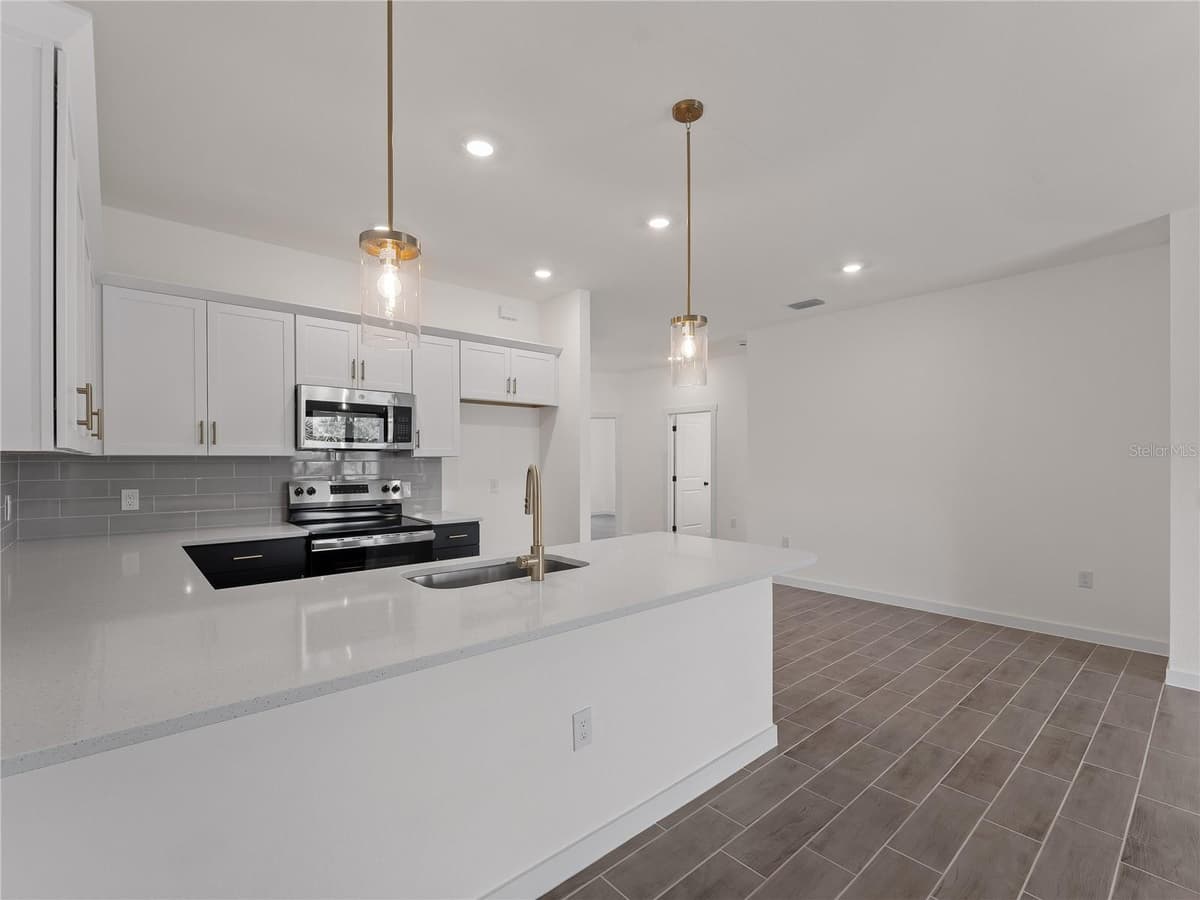 14449 & 14451 APPLETON BOULEVARD — photo 44 of 94