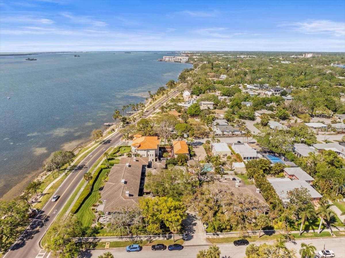 2087 EDGEWATER DRIVE — photo 70 of 79