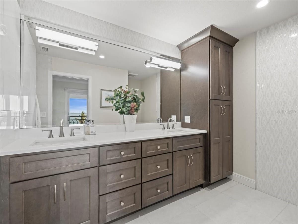 2087 EDGEWATER DRIVE — photo 53 of 79