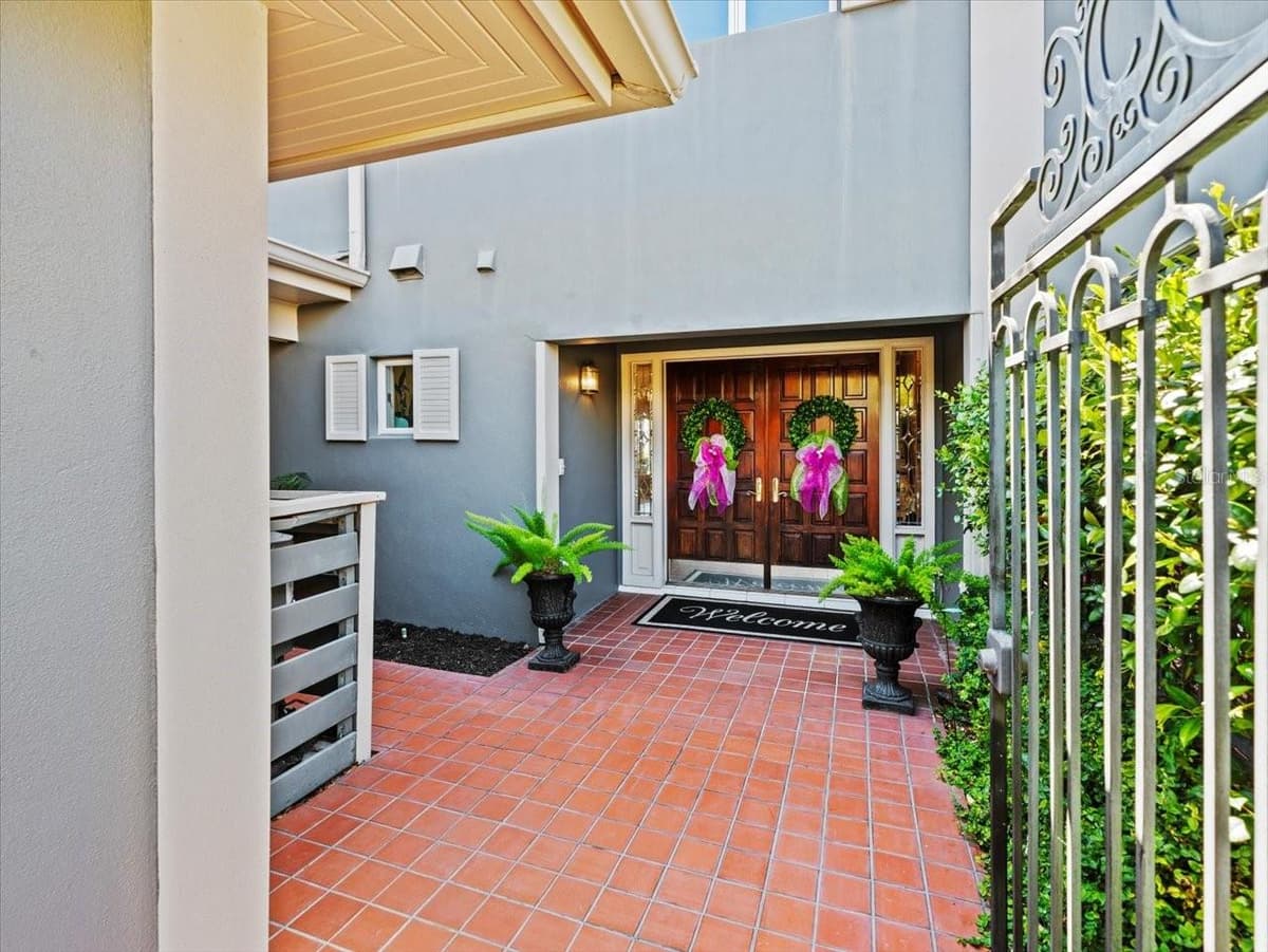 2087 EDGEWATER DRIVE — photo 12 of 79