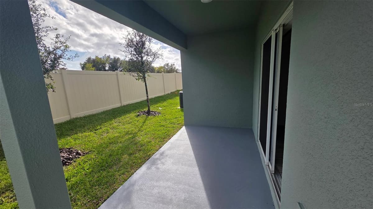 5535 MADDIE DRIVE — photo 7 of 12