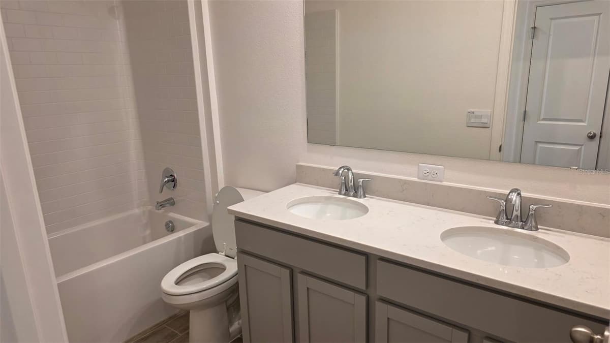 5535 MADDIE DRIVE — photo 4 of 12
