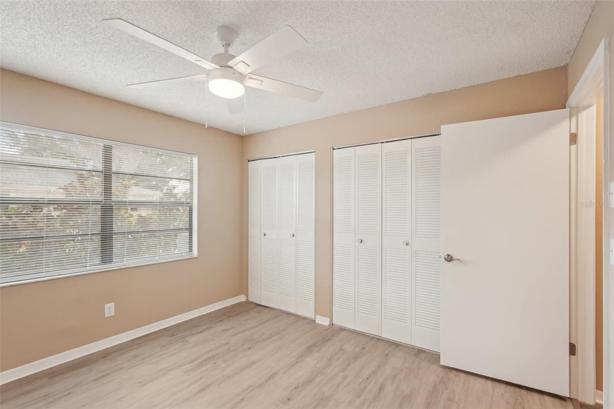 2529 LANCASTER DRIVE — photo 16 of 57