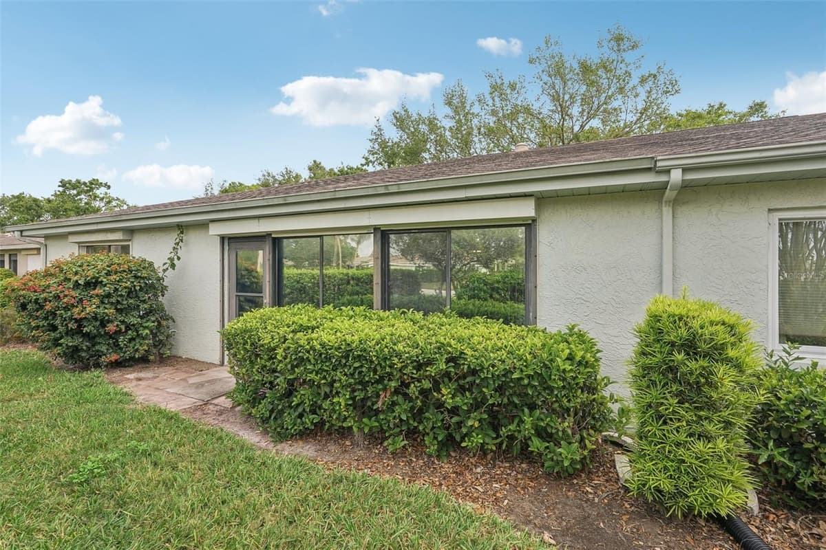 2529 LANCASTER DRIVE — photo 28 of 57