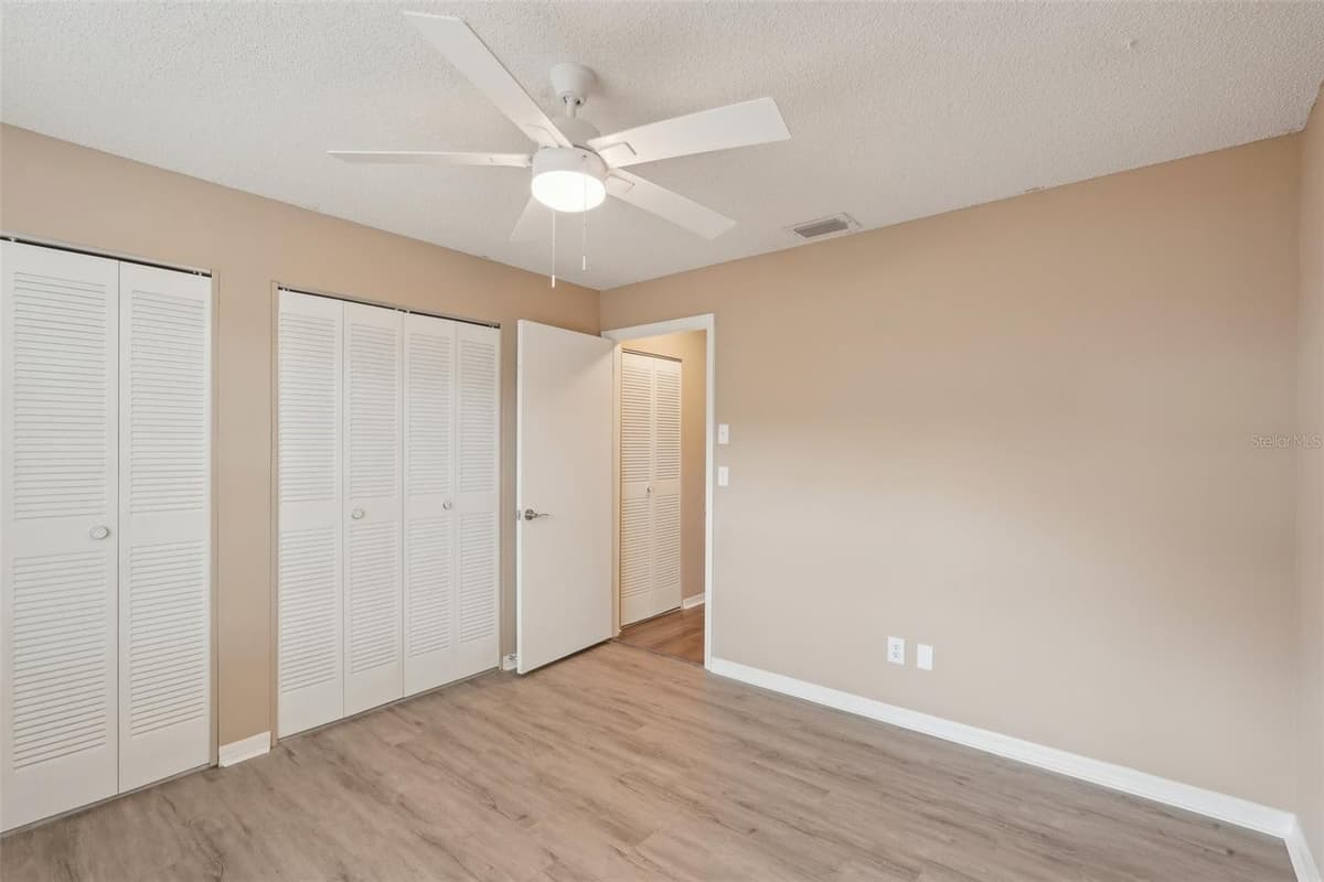 2529 LANCASTER DRIVE — photo 17 of 57