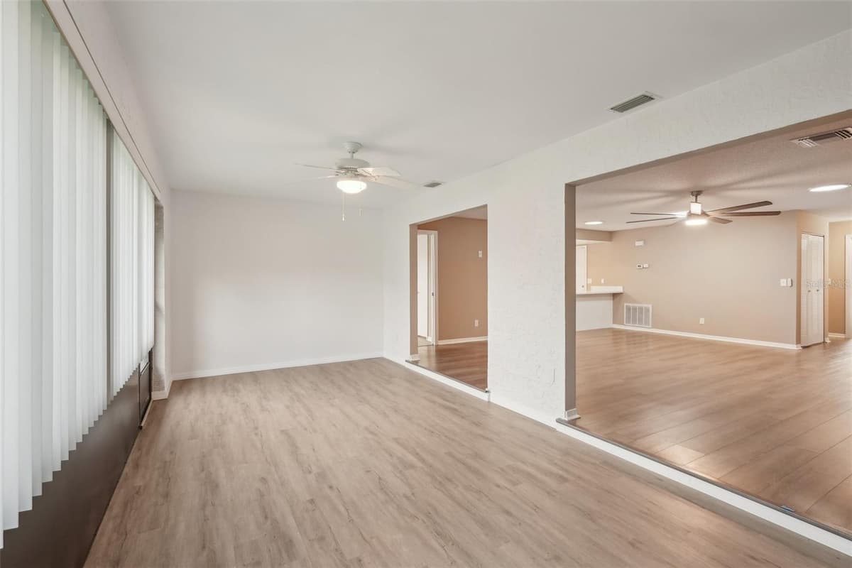 2529 LANCASTER DRIVE — photo 13 of 57