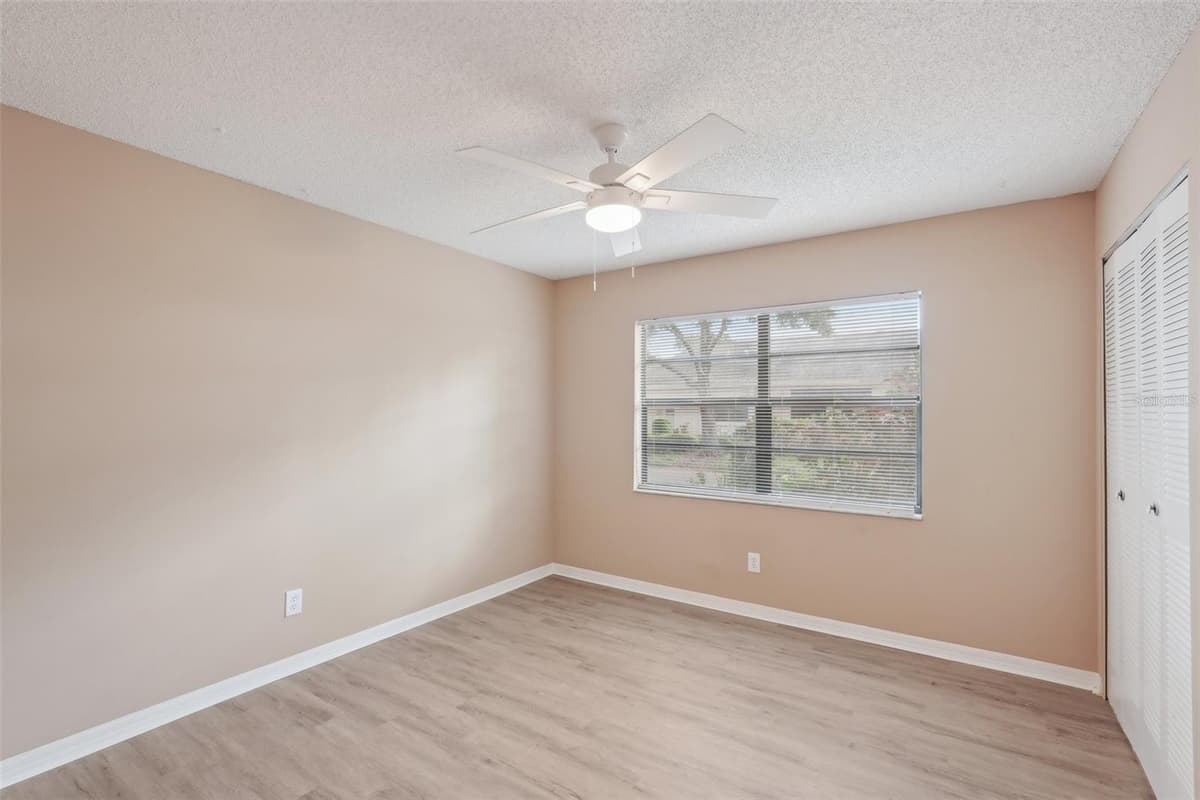 2529 LANCASTER DRIVE — photo 14 of 57