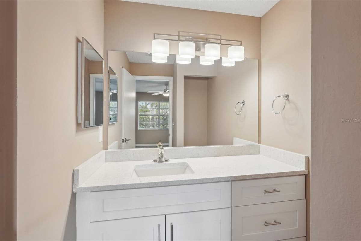 2529 LANCASTER DRIVE — photo 18 of 57