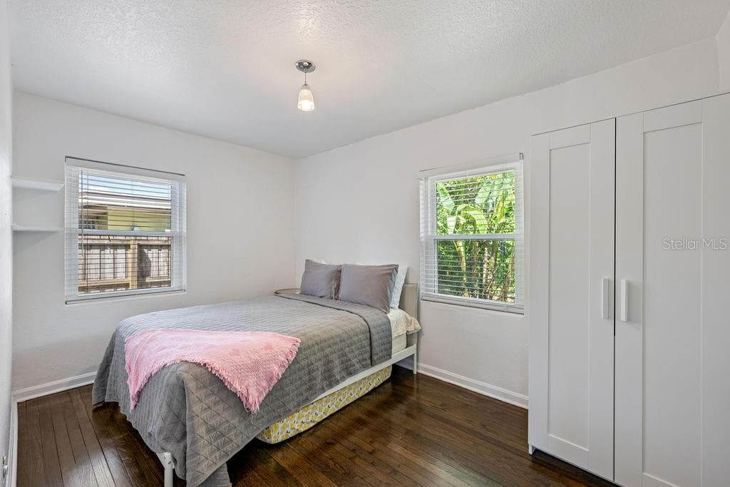 2501 WEBER STREET — photo 20 of 40