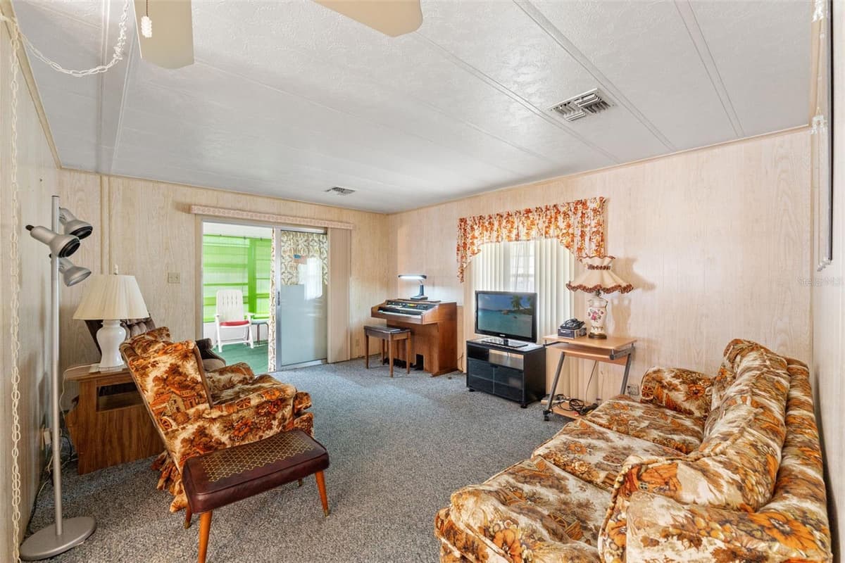 2127 KAHALA DRIVE — photo 6 of 19