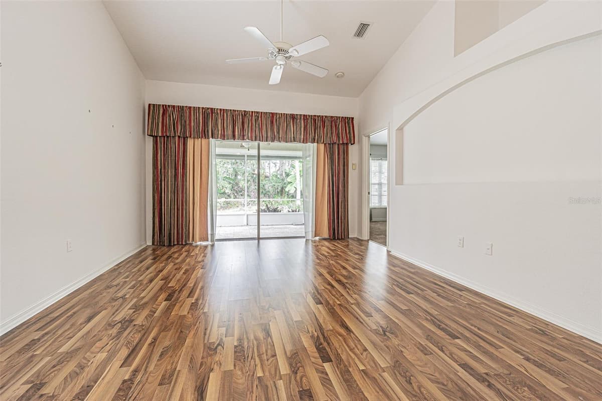34833 DOUBLE EAGLE COURT — photo 3 of 35