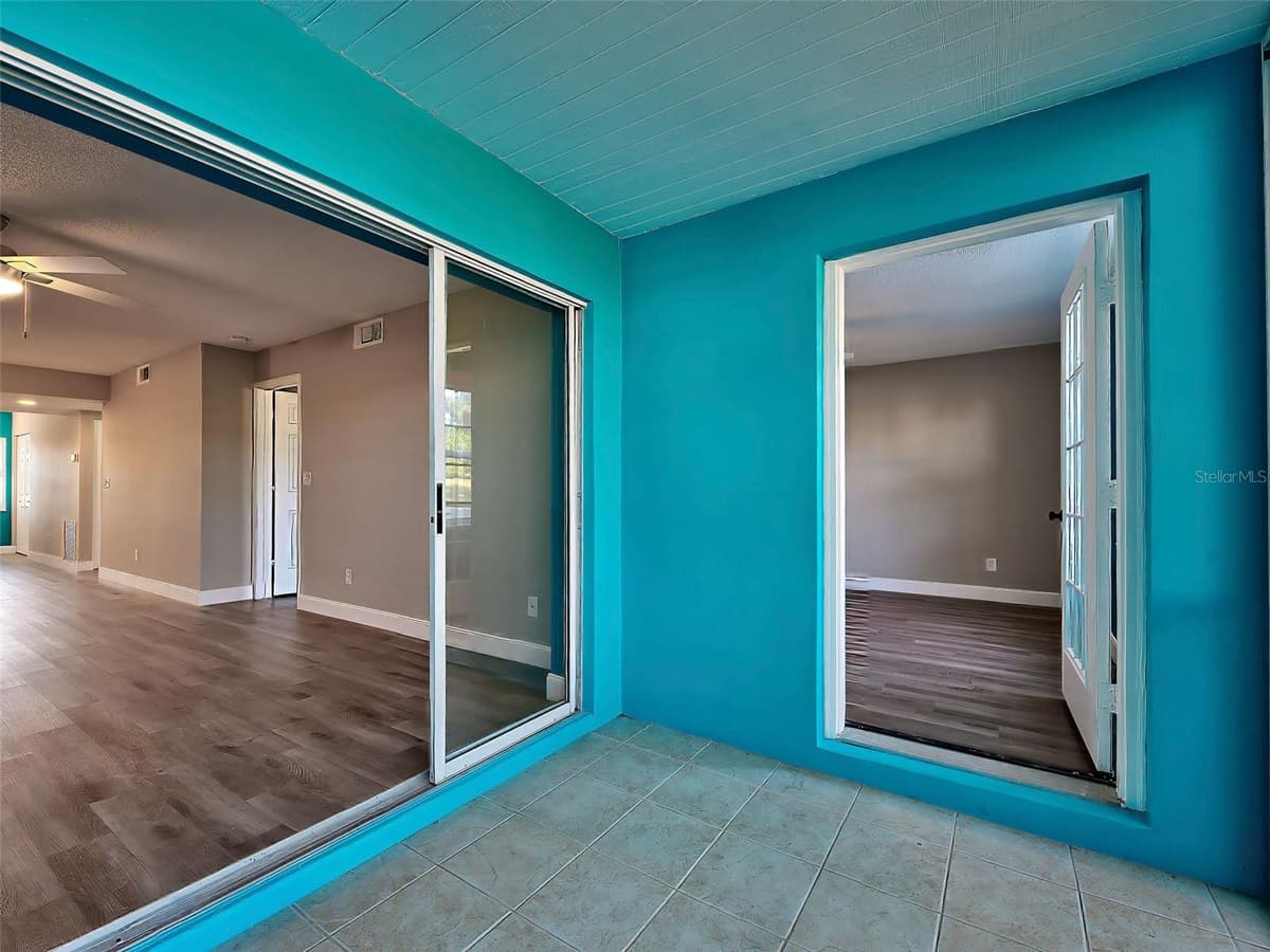 429 CERROMAR LANE — photo 34 of 47