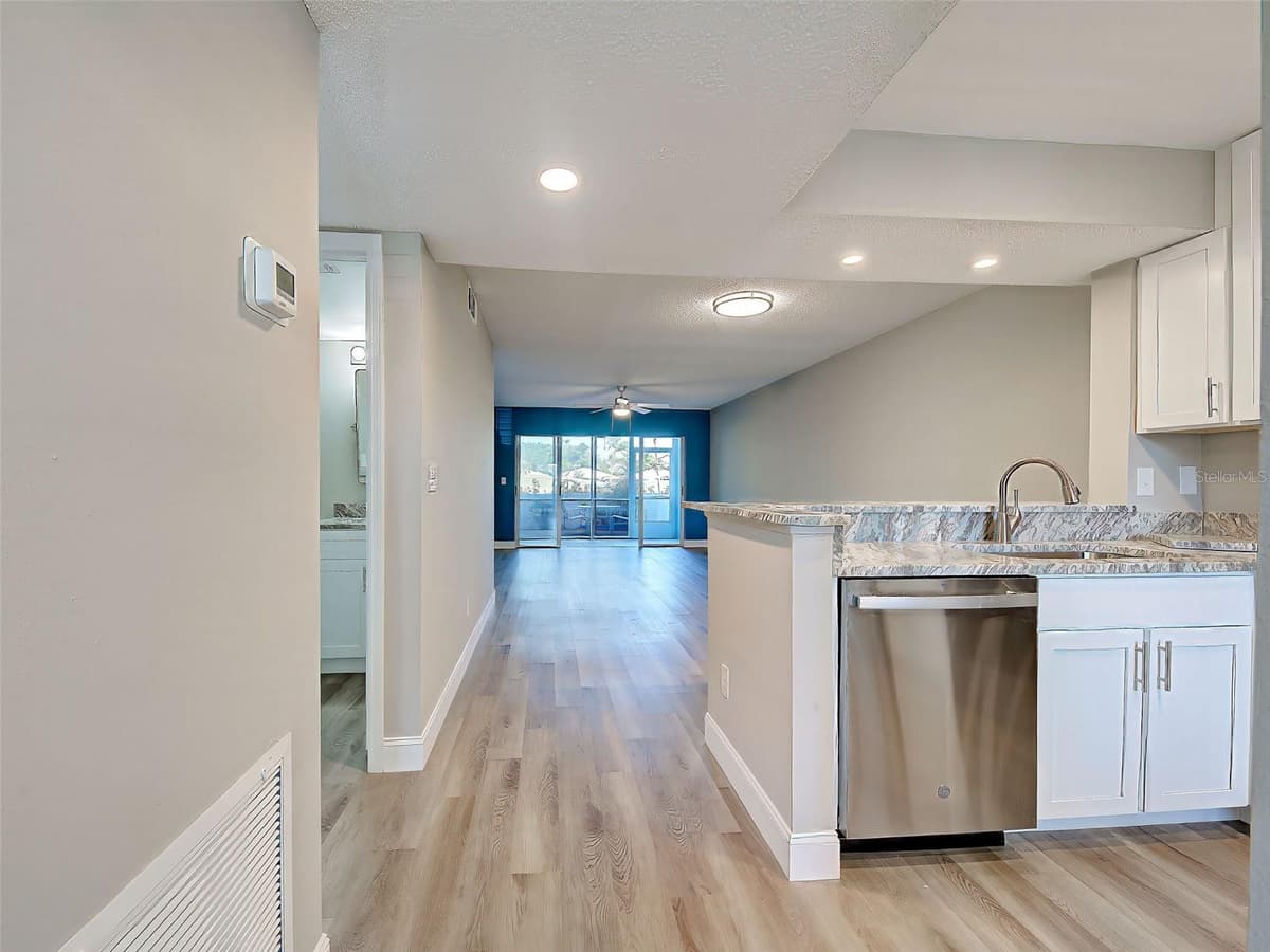 429 CERROMAR LANE — photo 5 of 47
