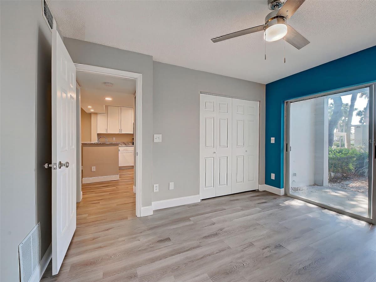 429 CERROMAR LANE — photo 28 of 47