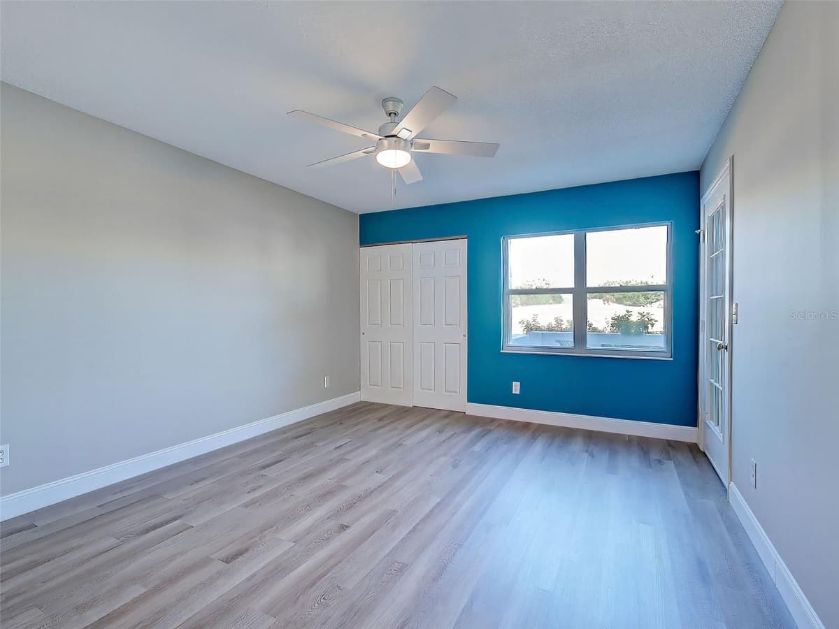 429 CERROMAR LANE — photo 16 of 47