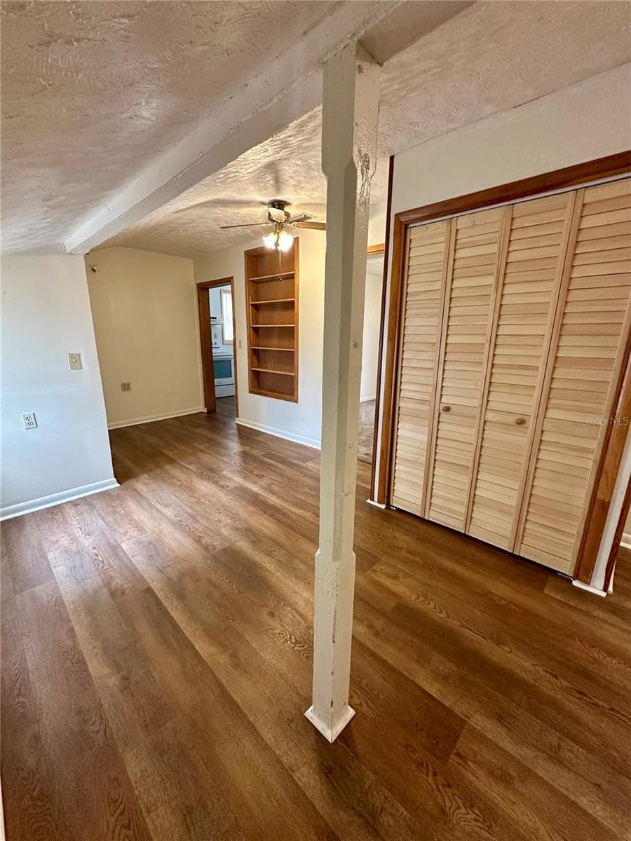 520 5TH AVENUE — photo 16 of 54