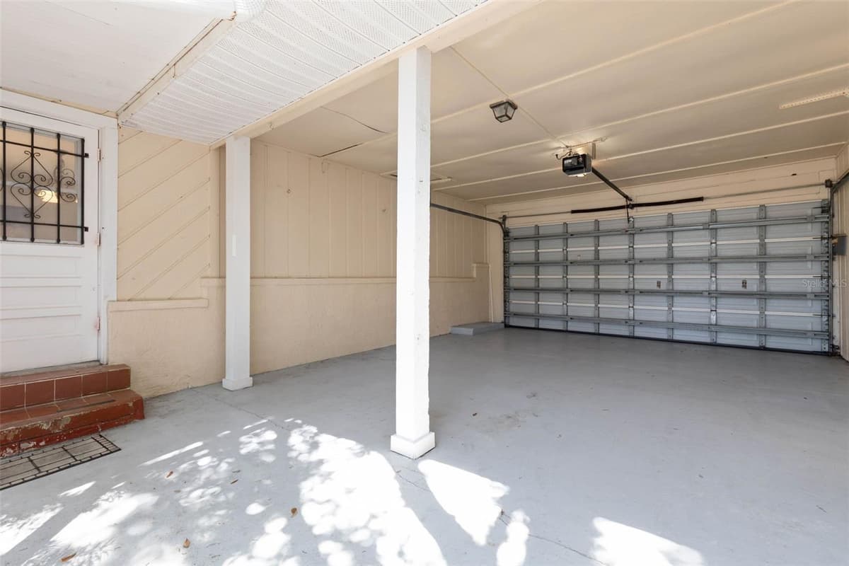 2260 JOHN ANDERSON DRIVE — photo 46 of 84