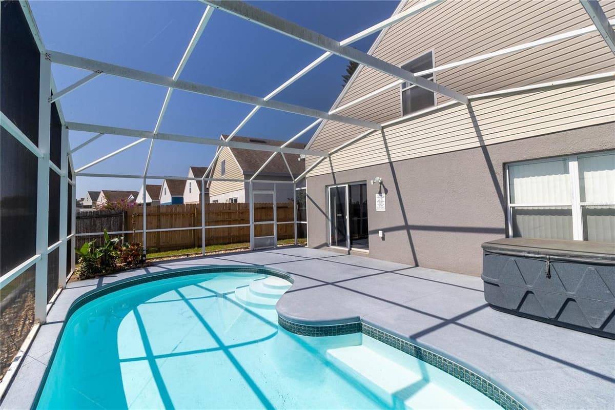 720 BELVOIR DRIVE — photo 30 of 38