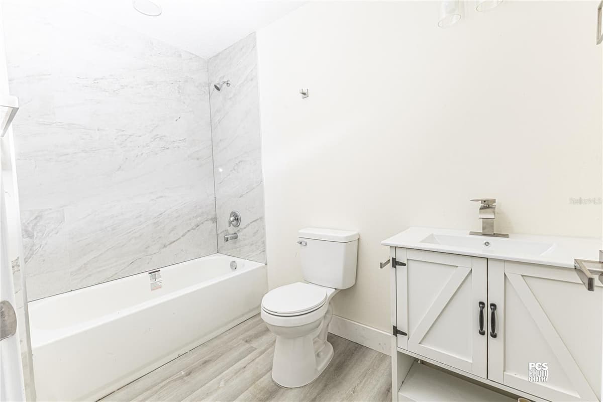 2399 CR 423 — photo 14 of 21