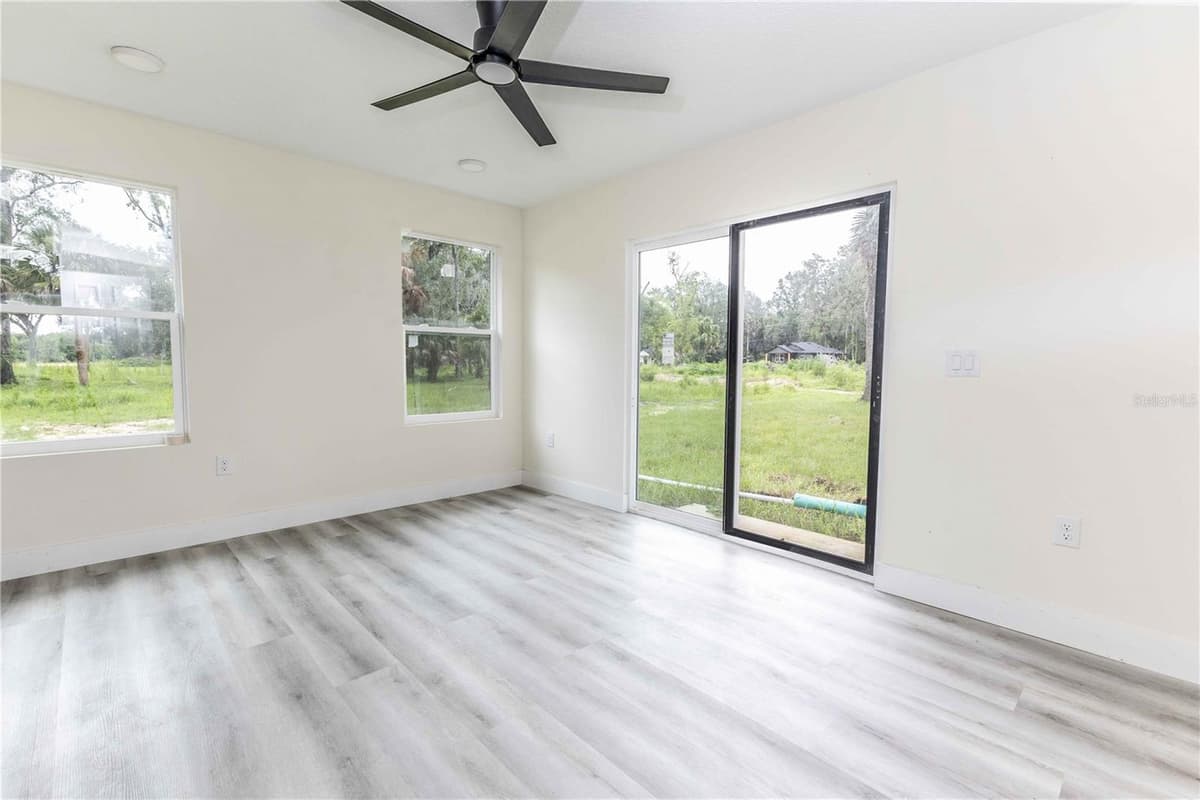 2399 CR 423 — photo 15 of 21