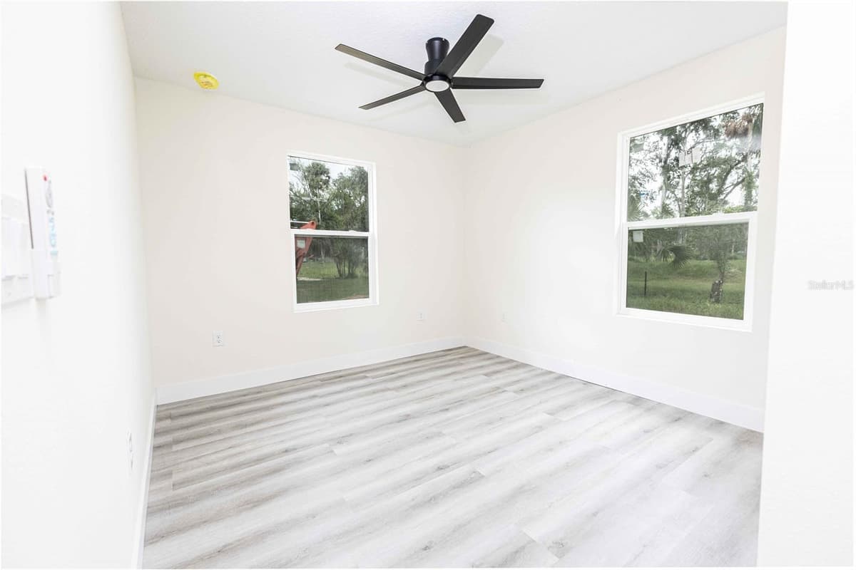 2399 CR 423 — photo 18 of 21