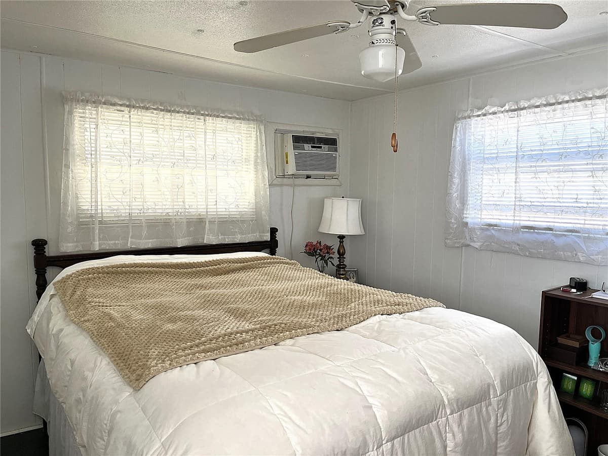 7254 MOUNT FAIRFIELD ROAD — photo 7 of 19