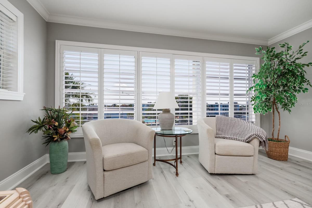 6161 GULF WINDS DRIVE — photo 13 of 39