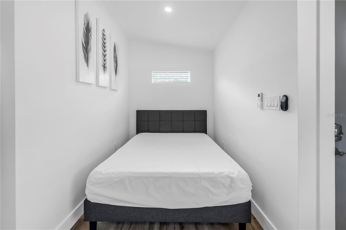 712 43RD AVENUE — photo 37 of 51