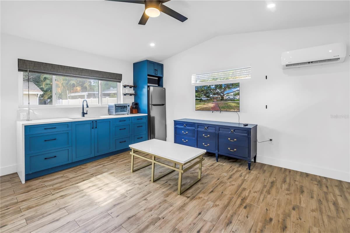 712 43RD AVENUE — photo 36 of 51